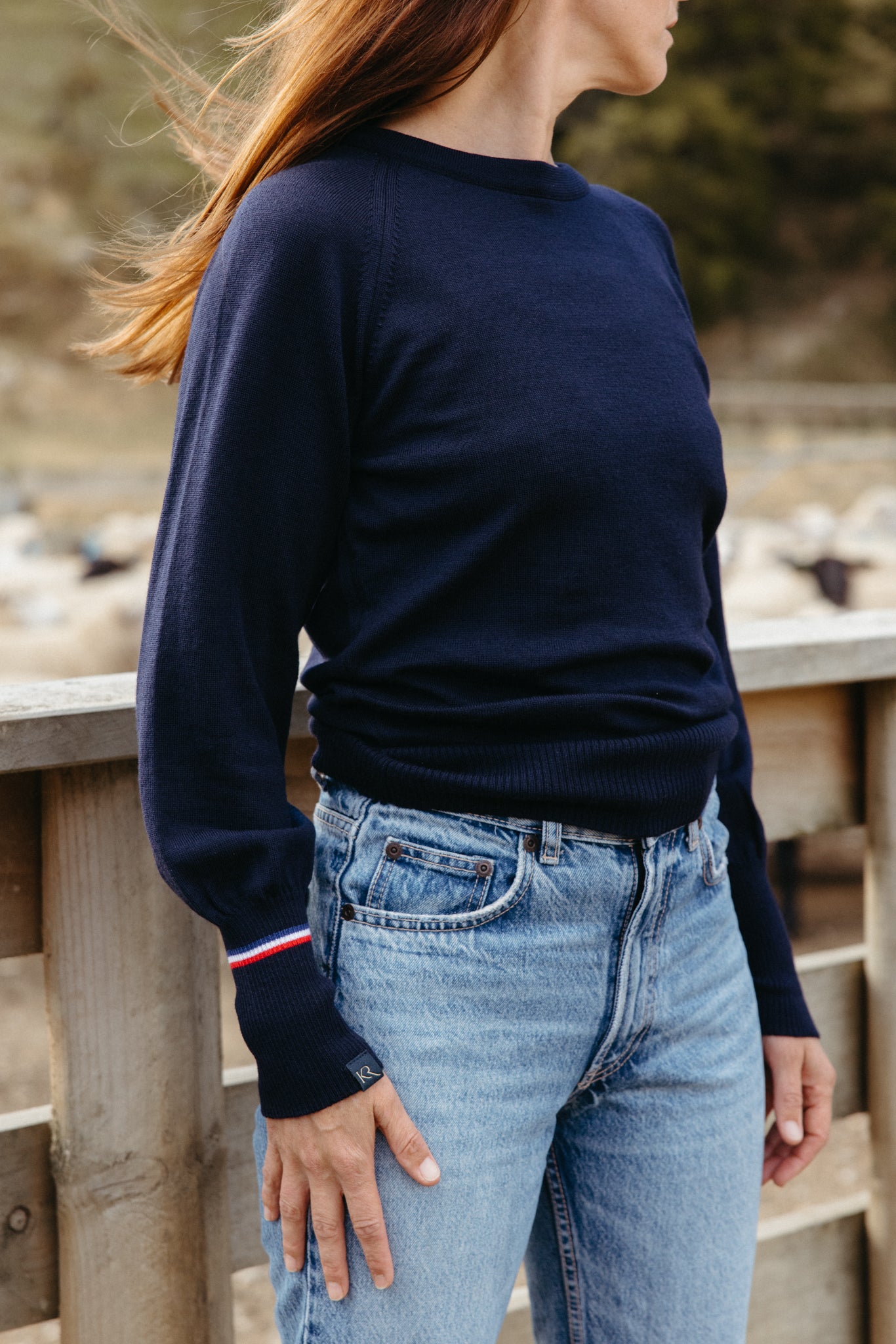 Queen Charlotte Ladies Pullover